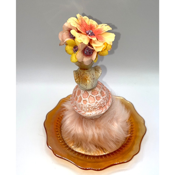 Vintage Mini Ceramic Chick Flower Hat Faux Fur Orange Carnival Glass Plate OOAK - Picture 12 of 16